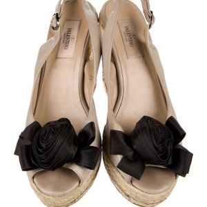 Valentino leather bow accent slingback pump